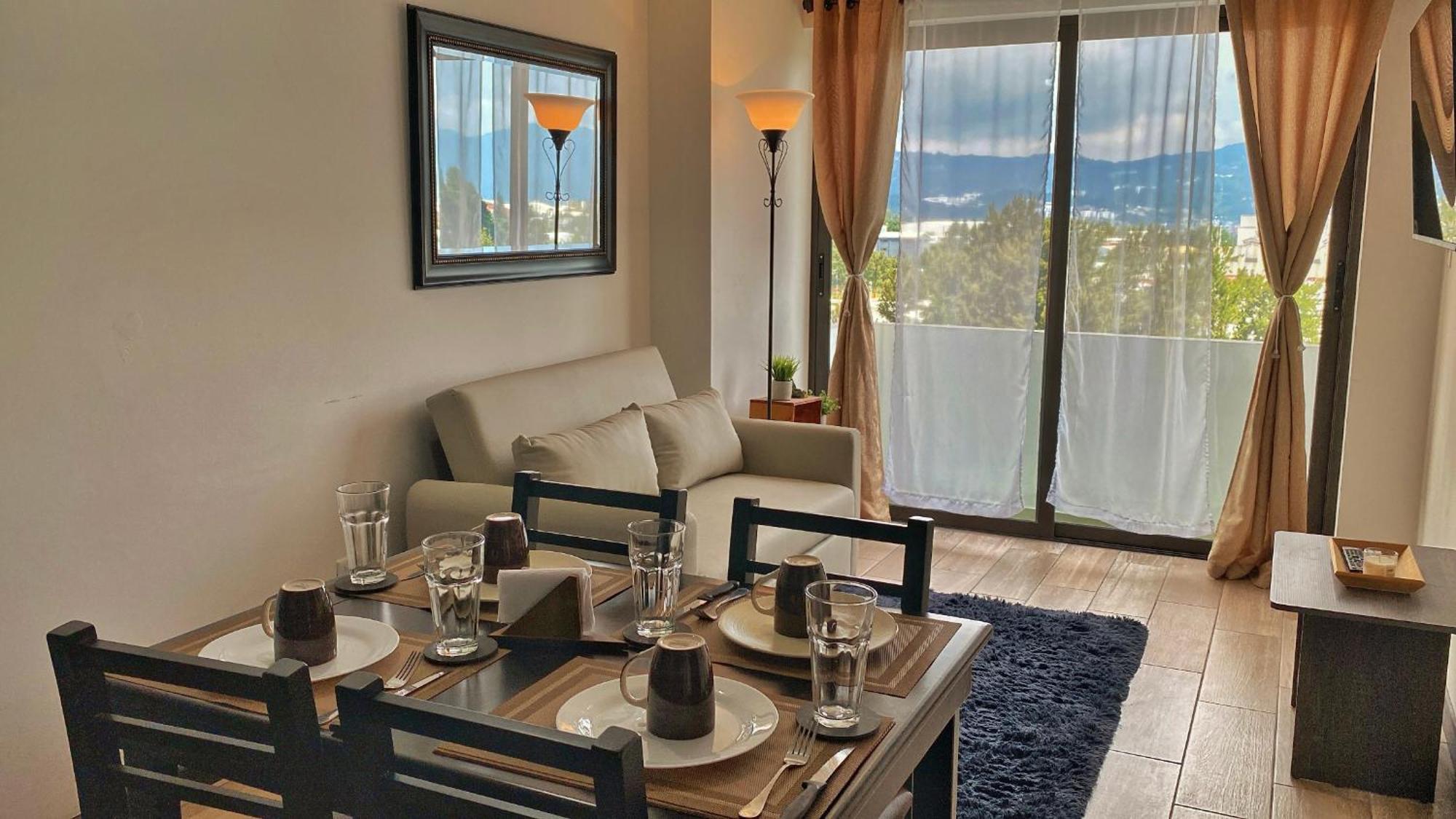 Apartamento Con Piscina Zona 12, Petapolis Guatemala