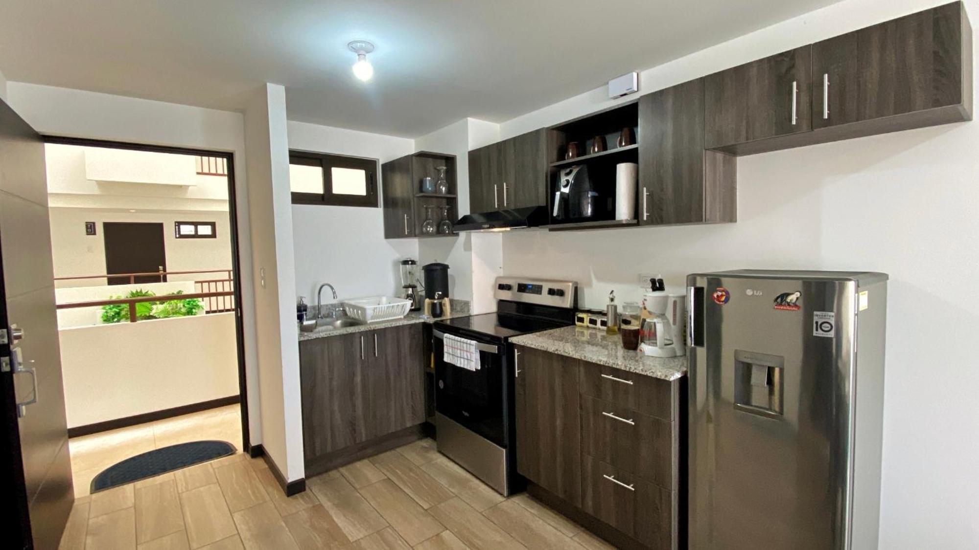 Apartamento Con Piscina Zona 12, Petapolis Guatemala